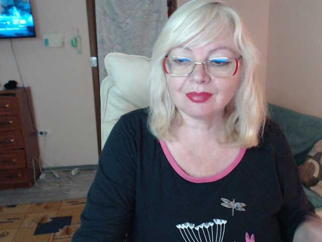 EvelynLoveShy