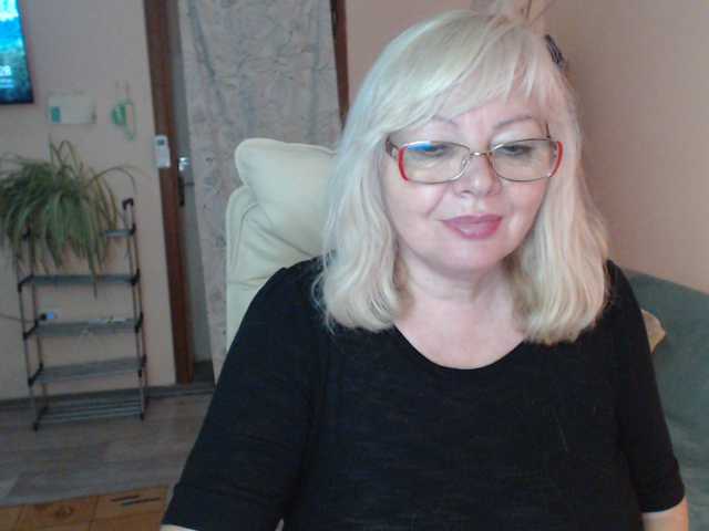 EvelynLoveShy