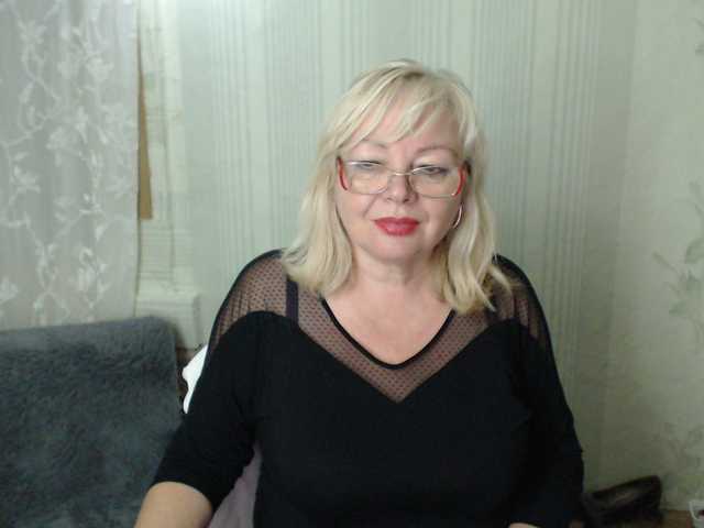 EvelynLoveShy