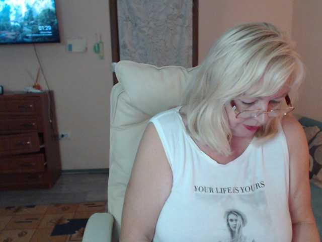 BarbaraBlondy live cam on BongaCams