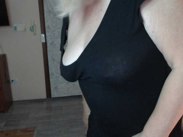 EvelynLoveShy