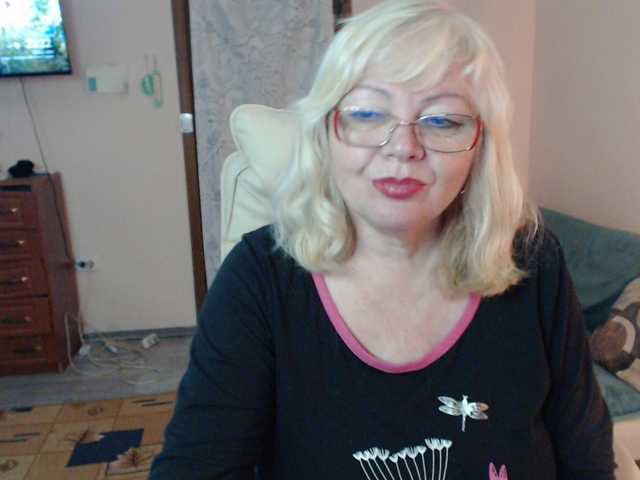 EvelynLoveShy
