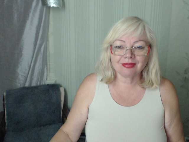 EvelynLoveShy