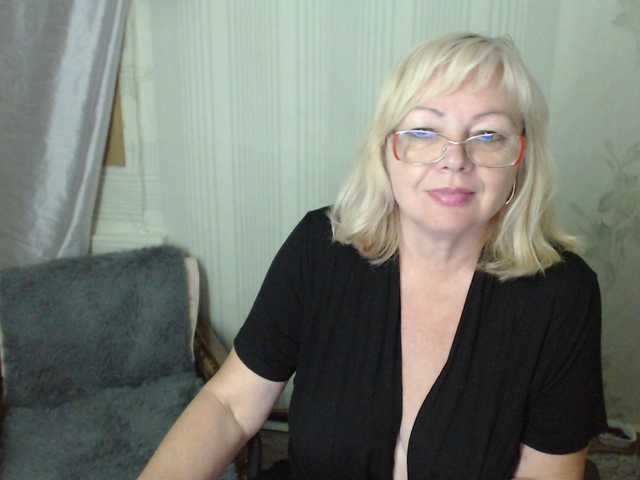 EvelynLoveShy
