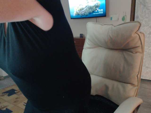 EvelynLoveShy