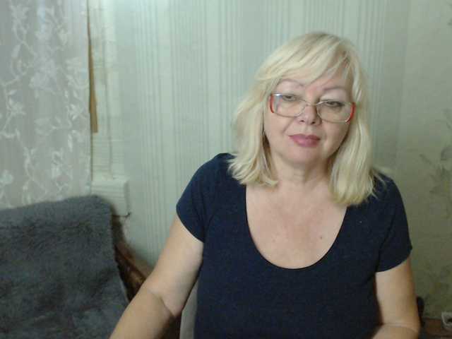 EvelynLoveShy