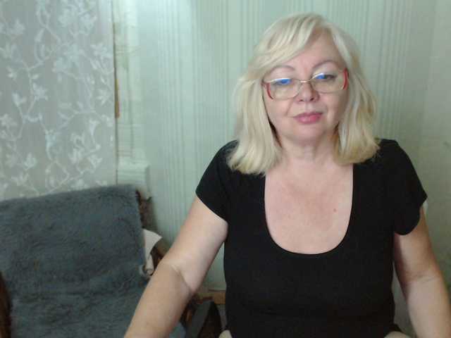 EvelynLoveShy