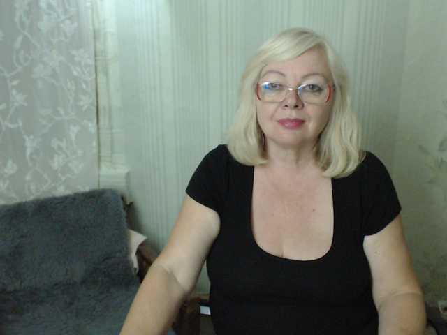 EvelynLoveShy