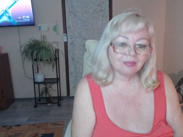 EvelynLoveShy