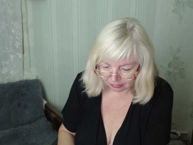 EvelynLoveShy