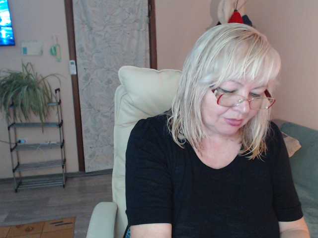 EvelynLoveShy live cam