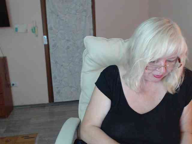 BarbaraBlondy - Girl 