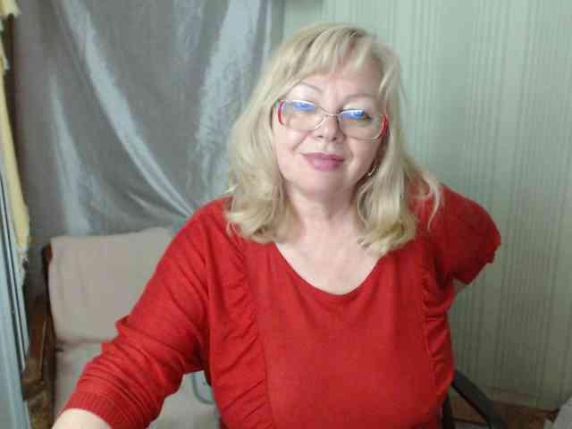 EvelynLoveShy webcam