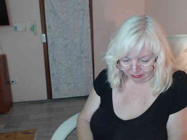 BarbaraBlondy live female cam on bongacams
