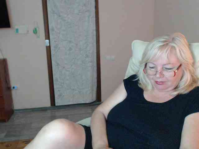 BarbaraBlondy live female cam on bongacams