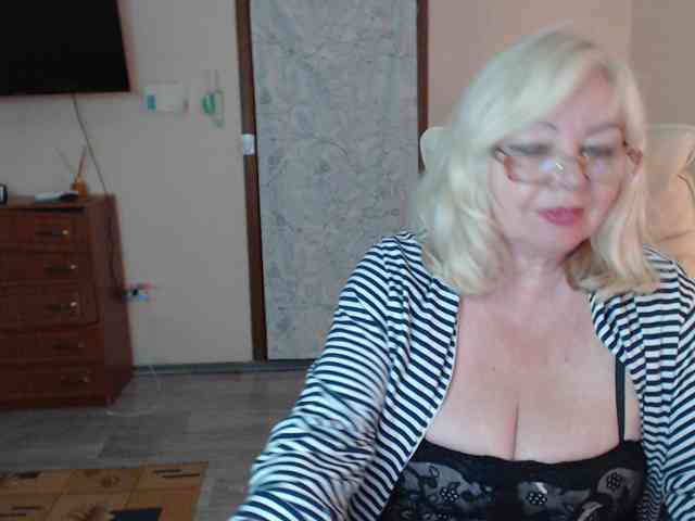 BarbaraBlondy live female cam on bongacams