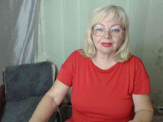 EvelynLoveShy webcam