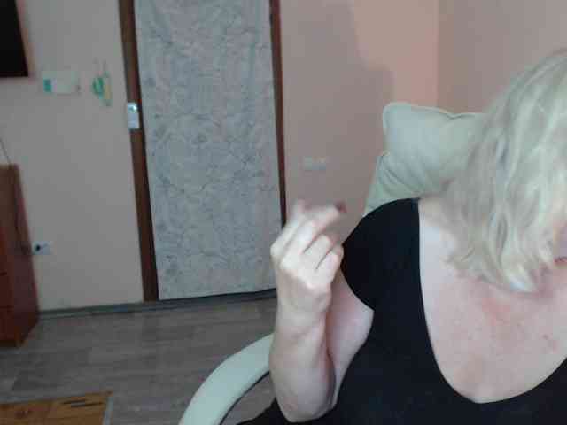BarbaraBlondy live female cam on bongacams