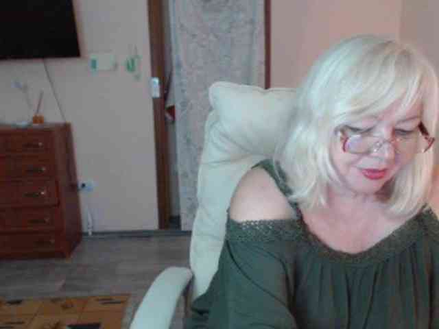 Modelo: EvelynLoveShy