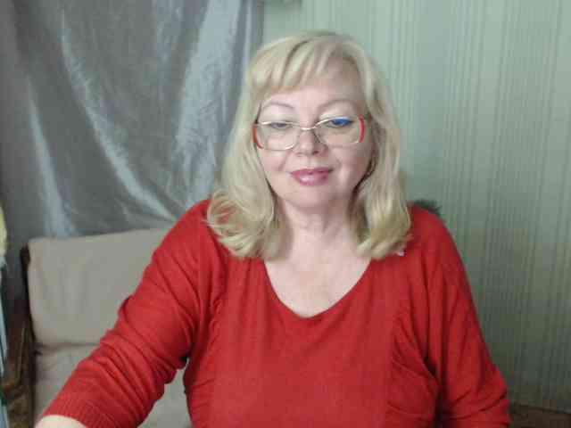 EvelynLoveShy webcam