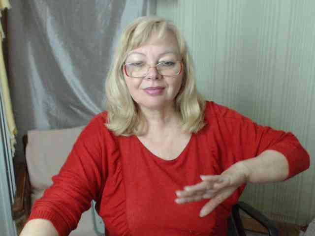 EvelynLoveShy webcam