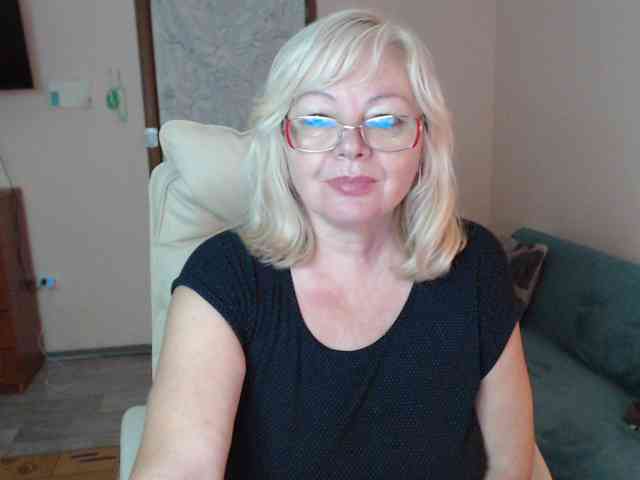 BarbaraBlondy live female cam on bongacams
