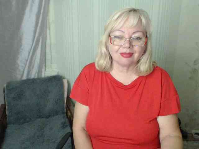 EvelynLoveShy webcam