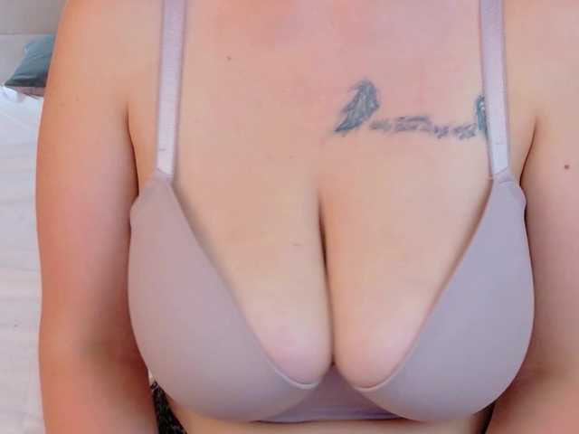 Brianna-Joy live cam on BongaCams