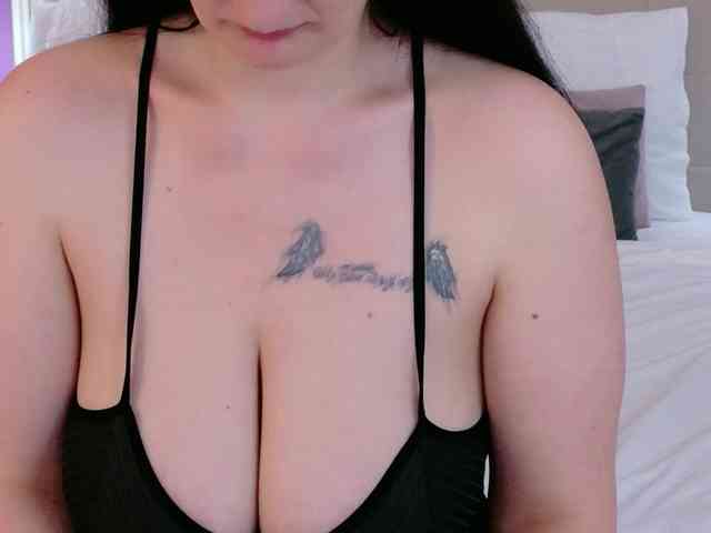 Brianna-Joy webcam