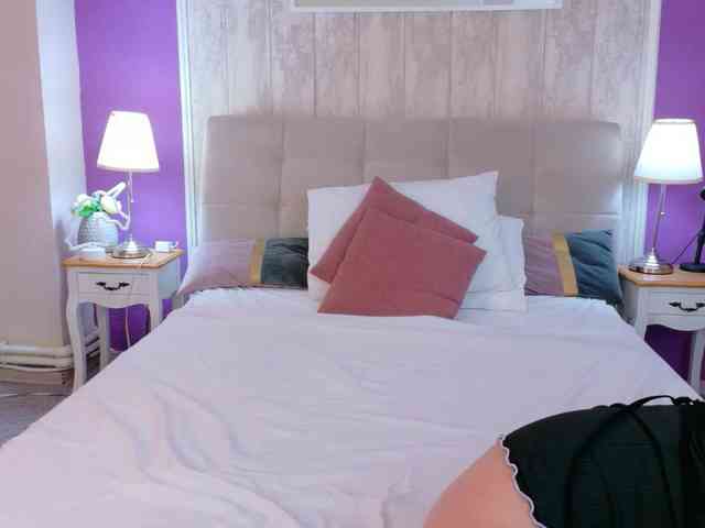 Brianna-Joy webcam
