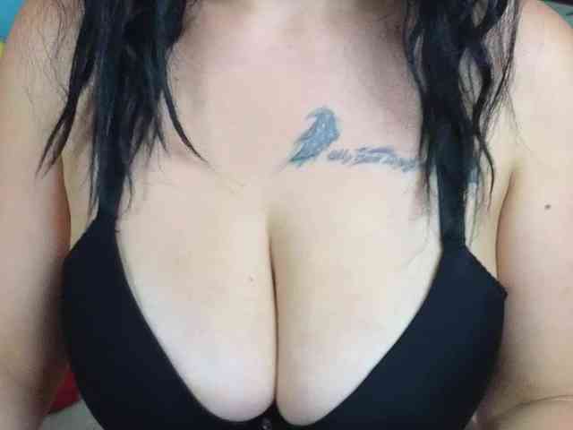 Brianna-Joy webcam