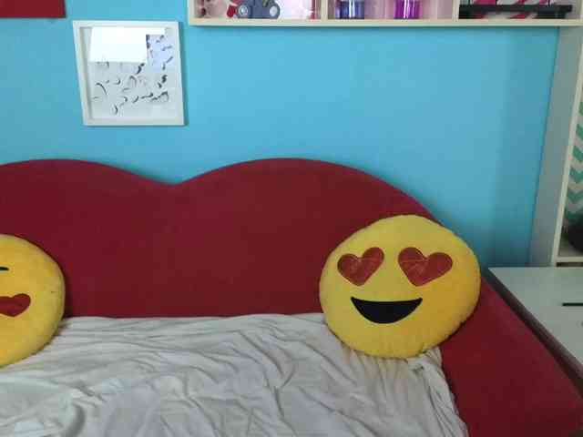 Brianna-Joy webcam