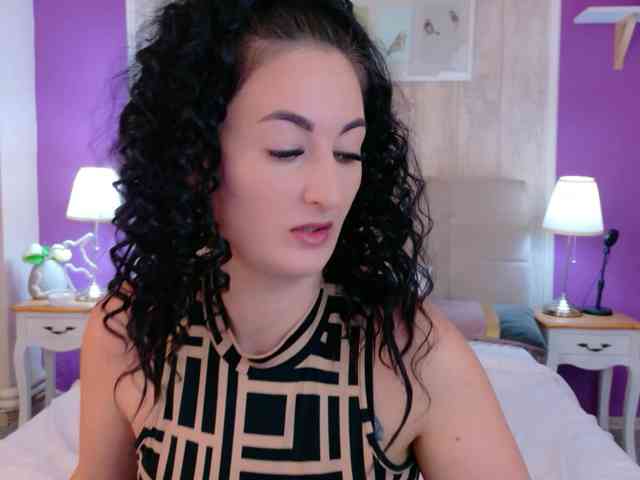 Brianna-Joy webcam