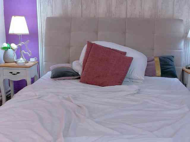 Brianna-Joy webcam