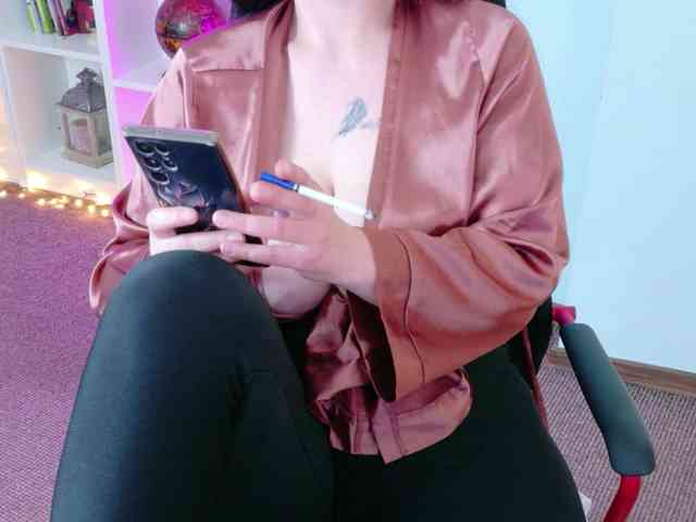 Brianna-Joy webcam