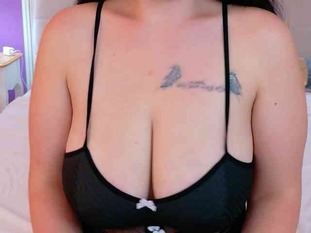 striptease chatroom Brianna-Joy