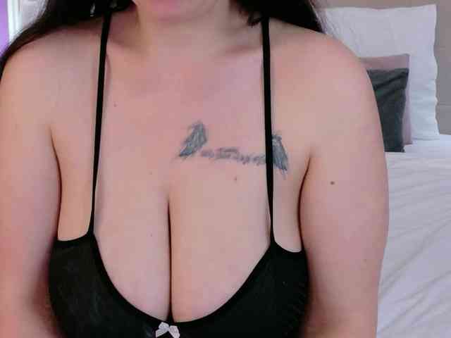 Brianna-Joy webcam