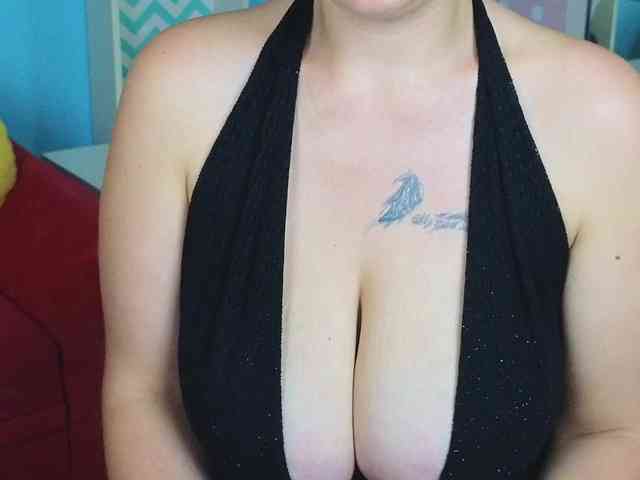 Brianna-Joy webcam