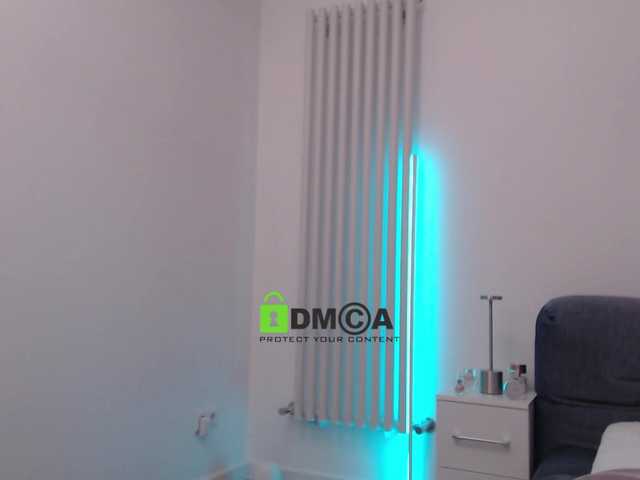 MaxineDiaz live cam on BongaCams