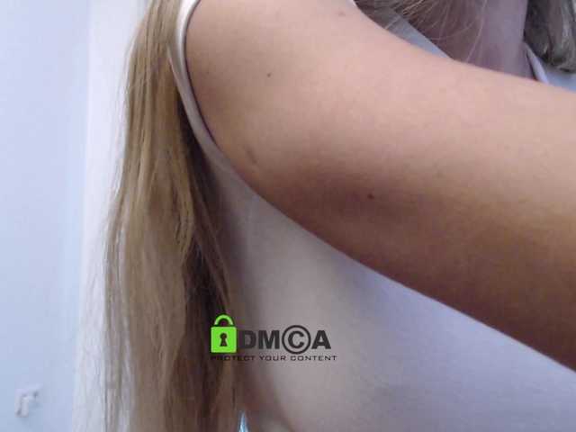 MaxineDiaz live cam on BongaCams