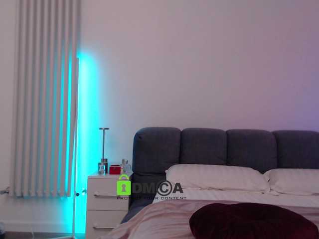 maxinediaz cam belle