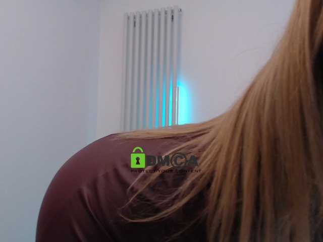 MaxineDiaz live cam on BongaCams