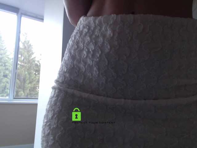 MaxineDiaz live cam on BongaCams