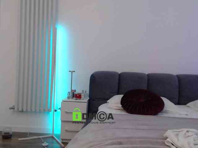 MaxineDi webcam