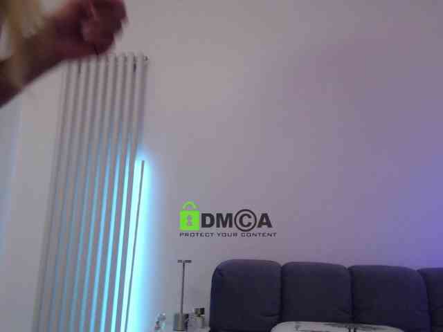 MaxineDi webcam