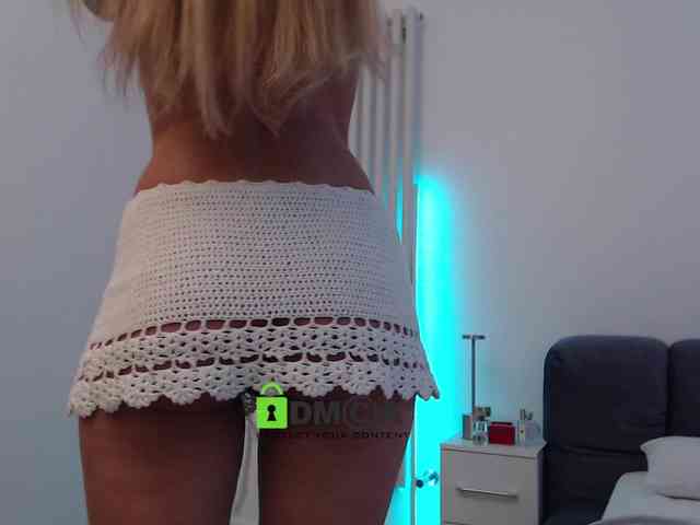 MaxineDi webcam