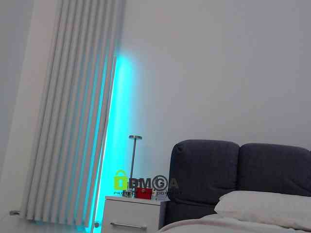 MaxineDi webcam
