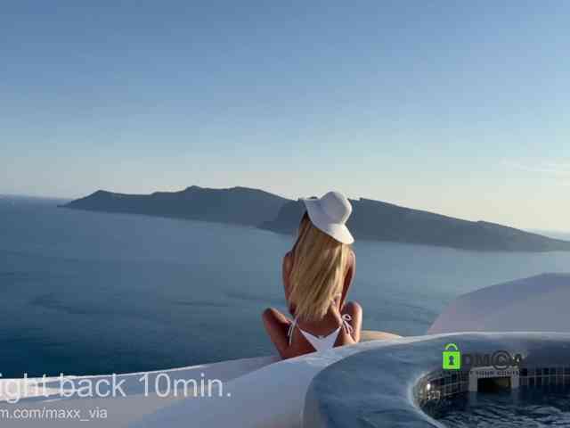 MaxineDiaz Live Webcam on BongaCams