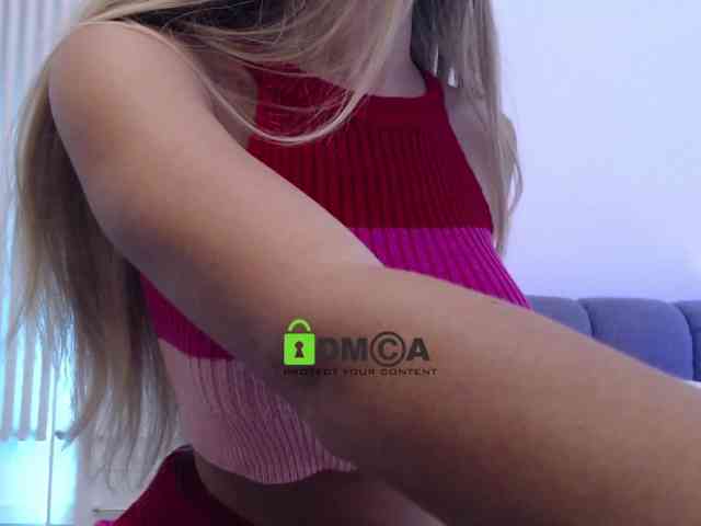 MaxineDi webcam