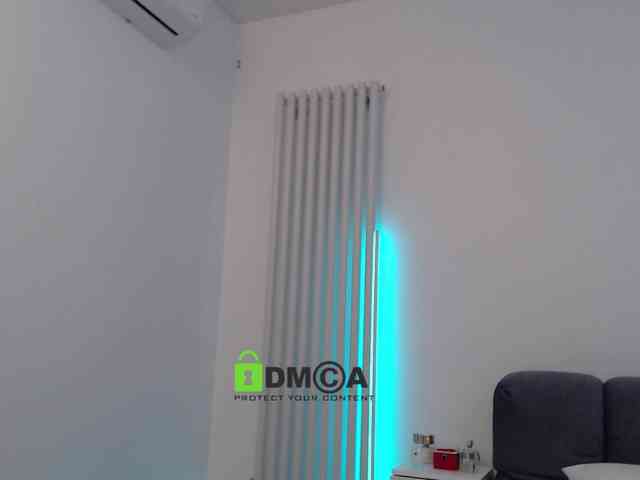MaxineDi webcam